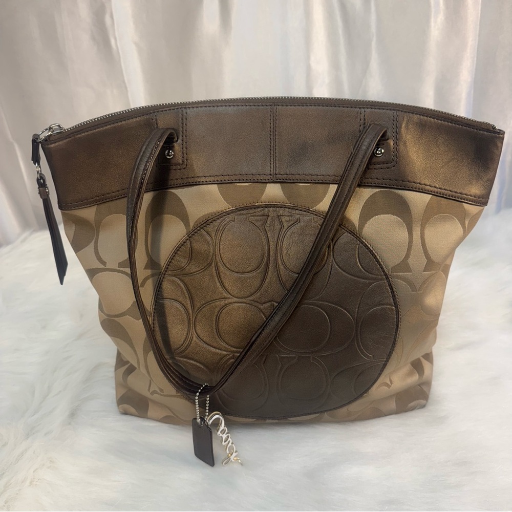 Coach Laura Signature Khaki Copper Gold Tote Shoulder Bag Hobo Bag Satchel